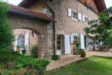 Maison a vendre Valoreille 25190 Doubs 450 m2 10 pièces 695000 euros