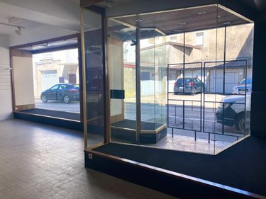 Fonds et murs commerciaux a vendre Nantua 01130 Ain 65 m2  51500 euros