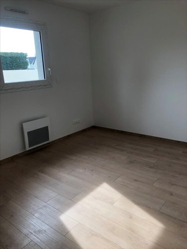 Location maison Valognes 50700 Manche 80 m2 4 pièces 1050 euros