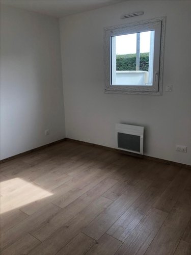 Location maison Valognes 50700 Manche 80 m2 4 pièces 1050 euros