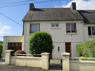 Maison a vendre Carhaix-Plouguer 29270 Finistère 96 m2 4 pièces 100700 euros