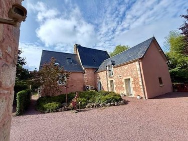 Maison a vendre Saint-Germain-du-Puy 18390 Cher 183 m2 5 pièces 386250 euros