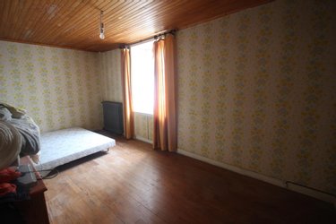 Immeuble a vendre Rostrenen 22110 Côtes-d'Armor 230 m2  95160 euros
