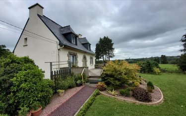 Maison a vendre Plounévézel 29270 Finistère 104 m2 6 pièces 231000 euros