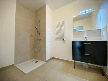 Location appartement Reims 51100 Marne 59 m2 3 pièces 925 euros