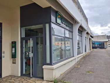 Location fonds et murs commerciaux Carhaix-Plouguer 29270 Finistère 95 m2  1200 euros