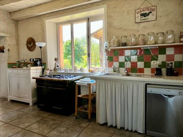 Maison a vendre Bédée 35137 Ille-et-Vilaine 330 m2 8 pièces 589200 euros