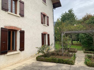 Maison a vendre Champfromier 01410 Ain 265 m2 7 pièces 430000 euros