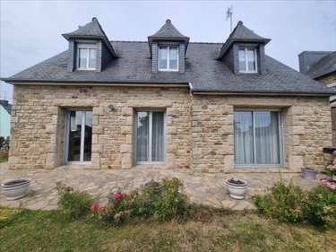 Maison a vendre Callac 22160 Côtes-d'Armor 134 m2 6 pièces 231000 euros