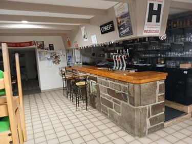 Fonds et murs commerciaux a vendre Treffrin 22340 Côtes-d'Armor 280 m2  126000 euros