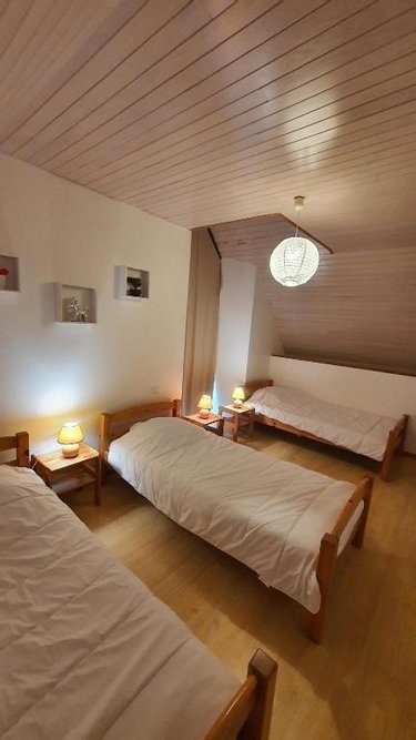 Location maison Cléden-Poher 29270 Finistère 105 m2 4 pièces 900 euros