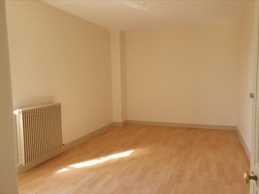 Location maison Chaltrait 51130 Marne 117 m2 5 pièces 850 euros