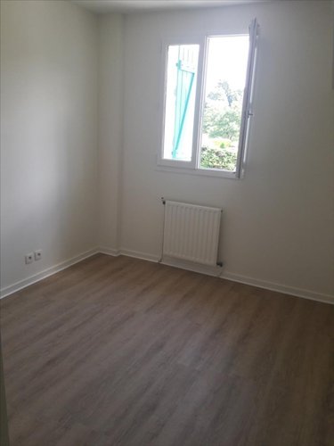 Location appartement Bourg-en-Bresse 01000 Ain 72 m2 3 pièces 725 euros