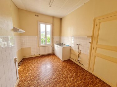 Location maison La Chartre-sur-le-Loir 72340 Sarthe 145 m2 6 pièces 800 euros
