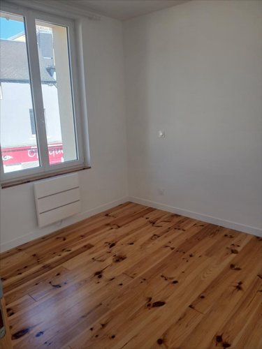 Location appartement Saint-Sauveur-le-Vicomte 50390 Manche 64 m2 3 pièces 650 euros