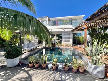 Maison a vendre Saint-Pierre 97410 Réunion 152 m2 6 pièces 598000 euros