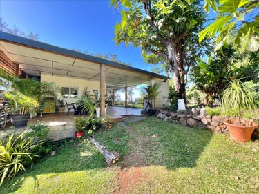 Maison a vendre Saint-Joseph 97480 Réunion 1 m2 7 pièces 480000 euros
