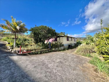 Terrain a batir a vendre Le Tampon 97430 Réunion 899 m2  194200 euros