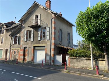 Maison a vendre Arpajon-sur-Cère 15130 Cantal 80 m2 4 pièces 148400 euros