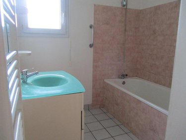 Appartement a vendre Carhaix-Plouguer 29270 Finistère 52 m2 3 pièces 89040 euros