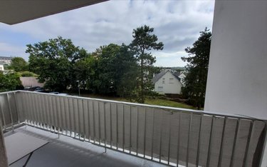Appartement a vendre Carhaix-Plouguer 29270 Finistère 77 m2 4 pièces 131250 euros