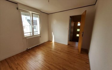 Maison a vendre Carhaix-Plouguer 29270 Finistère 73 m2 5 pièces 126000 euros