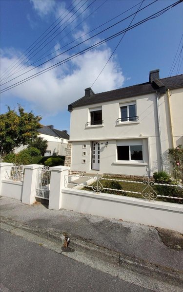 Maison a vendre Carhaix-Plouguer 29270 Finistère 73 m2 5 pièces 126000 euros