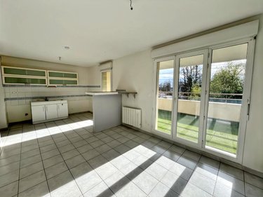 Location appartement Villieu-Loyes-Mollon 01800 Ain 47 m2 2 pièces 700 euros