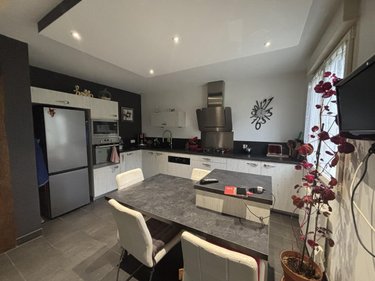 Maison a vendre Beaufort-en-Anjou 49250 Maine-et-Loire 98 m2 4 pièces 228800 euros