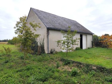 Garage et parking a vendre Saint-Georges-sur-Loire 49170 Maine-et-Loire 96 m2  63500 euros