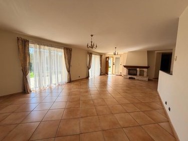 Maison a vendre Distré 49400 Maine-et-Loire 186 m2 6 pièces 345000 euros
