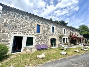 Maison a vendre Grandrieu 48600 Lozère 250 m2  374000 euros