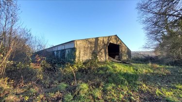 Bien agricole a vendre Saint-Hernin 29270 Finistère 121 m2  32500 euros