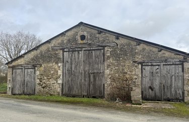 Terrain a batir a vendre Sainte-Flaive-des-Loups 85150 Vendée 1085 m2  135900 euros