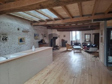 Maison a vendre Carhaix-Plouguer 29270 Finistère 244 m2 5 pièces 107610 euros