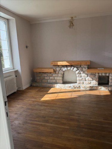 Maison a vendre Châteaulin 29150 Finistère 132 m2 7 pièces 241500 euros