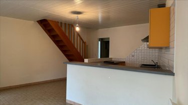 Location appartement Commune non précisée 51 Marne 61 m2 3 pièces 450 euros