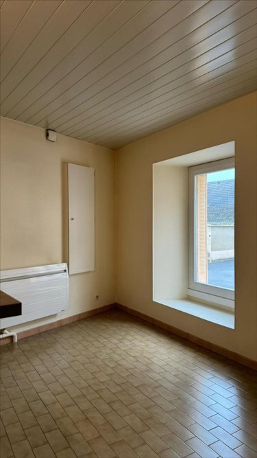 Location appartement Commune non précisée 51 Marne 61 m2 3 pièces 450 euros