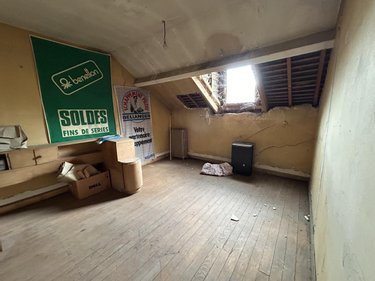 Immeuble a vendre Laval 53000 Mayenne 224 m2  543400 euros