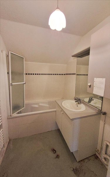 Appartement a vendre Carhaix-Plouguer 29270 Finistère 58 m2 4 pièces 68250 euros