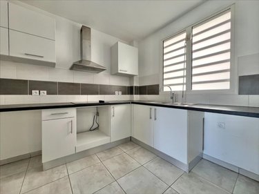 Appartement a vendre Saint-Denis 97400 Réunion 82 m2 4 pièces 243600 euros