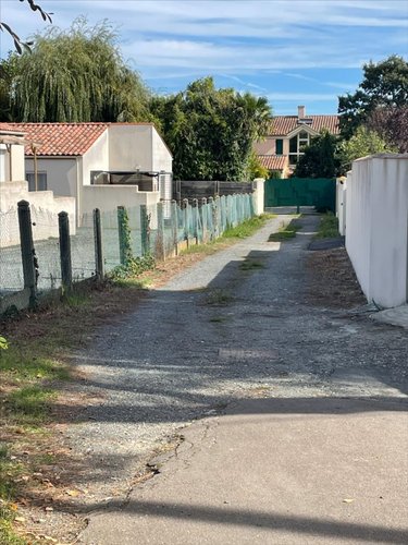 Terrain a batir a vendre Marans 17230 Charente-Maritime 824 m2  176800 euros