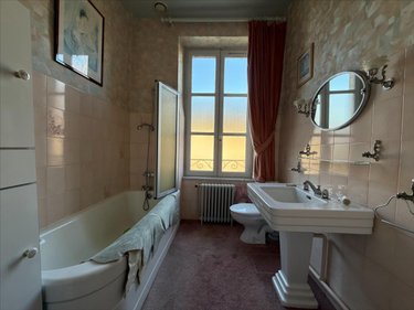 Maison a vendre Dol-de-Bretagne 35120 Ille-et-Vilaine 195 m2 8 pièces 681800 euros