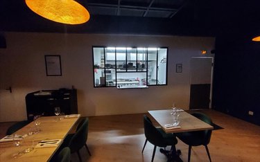 Fonds et murs commerciaux a vendre Carhaix-Plouguer 29270 Finistère 148 m2  336000 euros
