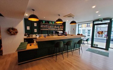 Fonds et murs commerciaux a vendre Carhaix-Plouguer 29270 Finistère 148 m2  420000 euros