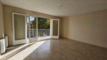 Appartement a vendre Vendôme 41100 Loir-et-Cher 60 m2 2 pièces 152733 euros