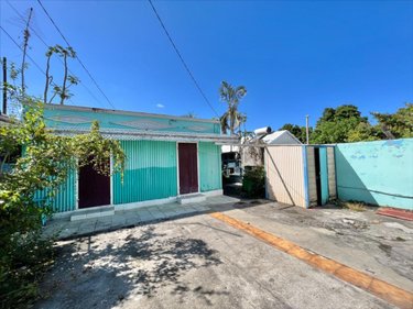 Terrain a batir a vendre Saint-Pierre 97410 Réunion 418 m2  96000 euros