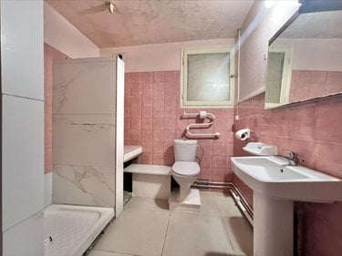 Immeuble a vendre Saint-Pierre 97410 Réunion 165 m2  350000 euros
