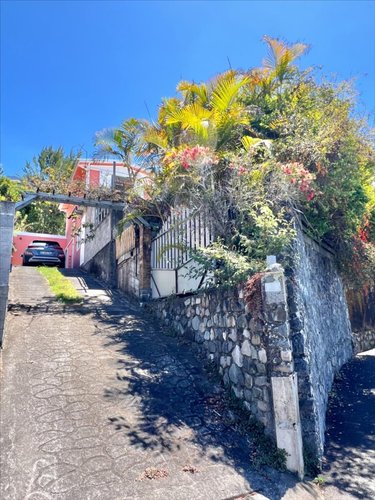 Maison a vendre Cilaos 97413 Réunion 77 m2 5 pièces 136000 euros