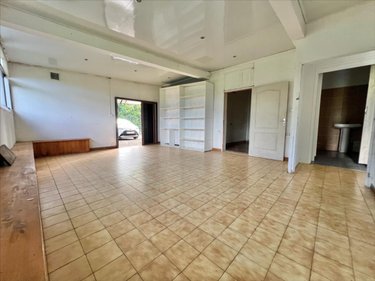 Immeuble a vendre Le Tampon 97430 Réunion 308 m2  436800 euros